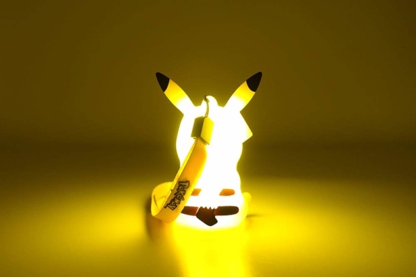41zGnPSEeKL._AC_SL1000_ 光るピカチュウフィギュア-9cm 16