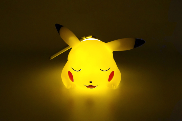 PK_811360_PIKA25 SLEEPING NEW MOUTH ALLUME F_D おやすみピカチュウ ライトアップ3Dフィギュア25 cm 17