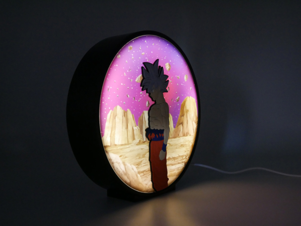 DRAGON BALL SUPER – DÉCORATION LUMINEUSE GOKU ULTRA INSTINCT 13